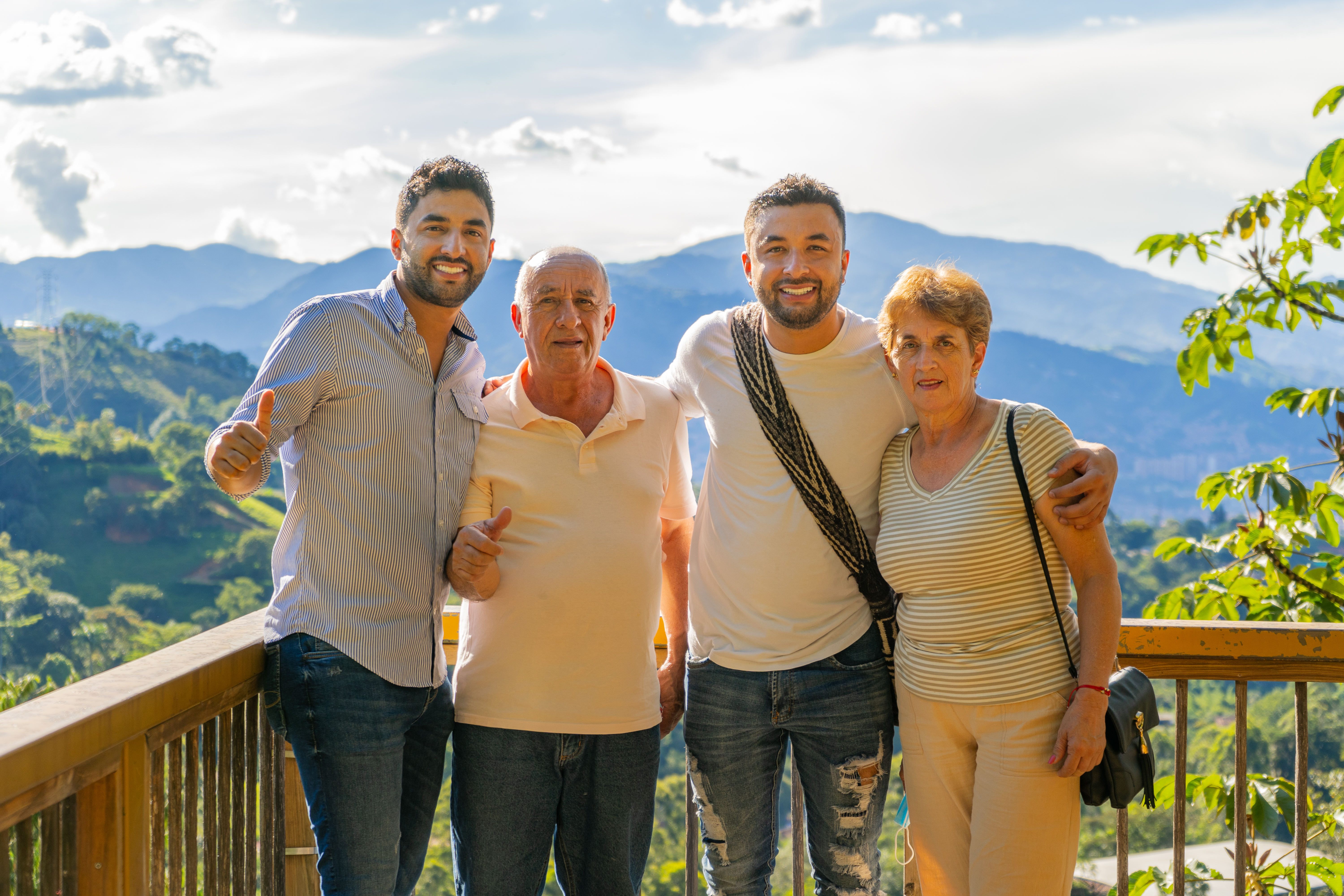 Alegría en Familia - Los Montañeros
